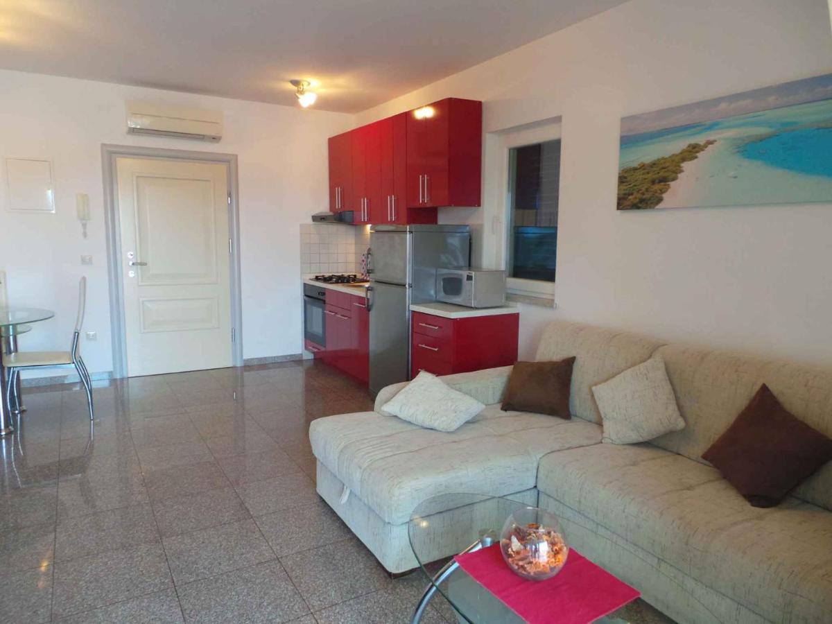 Holiday Home In Malinska/Insel Krk 13031 Dış mekan fotoğraf