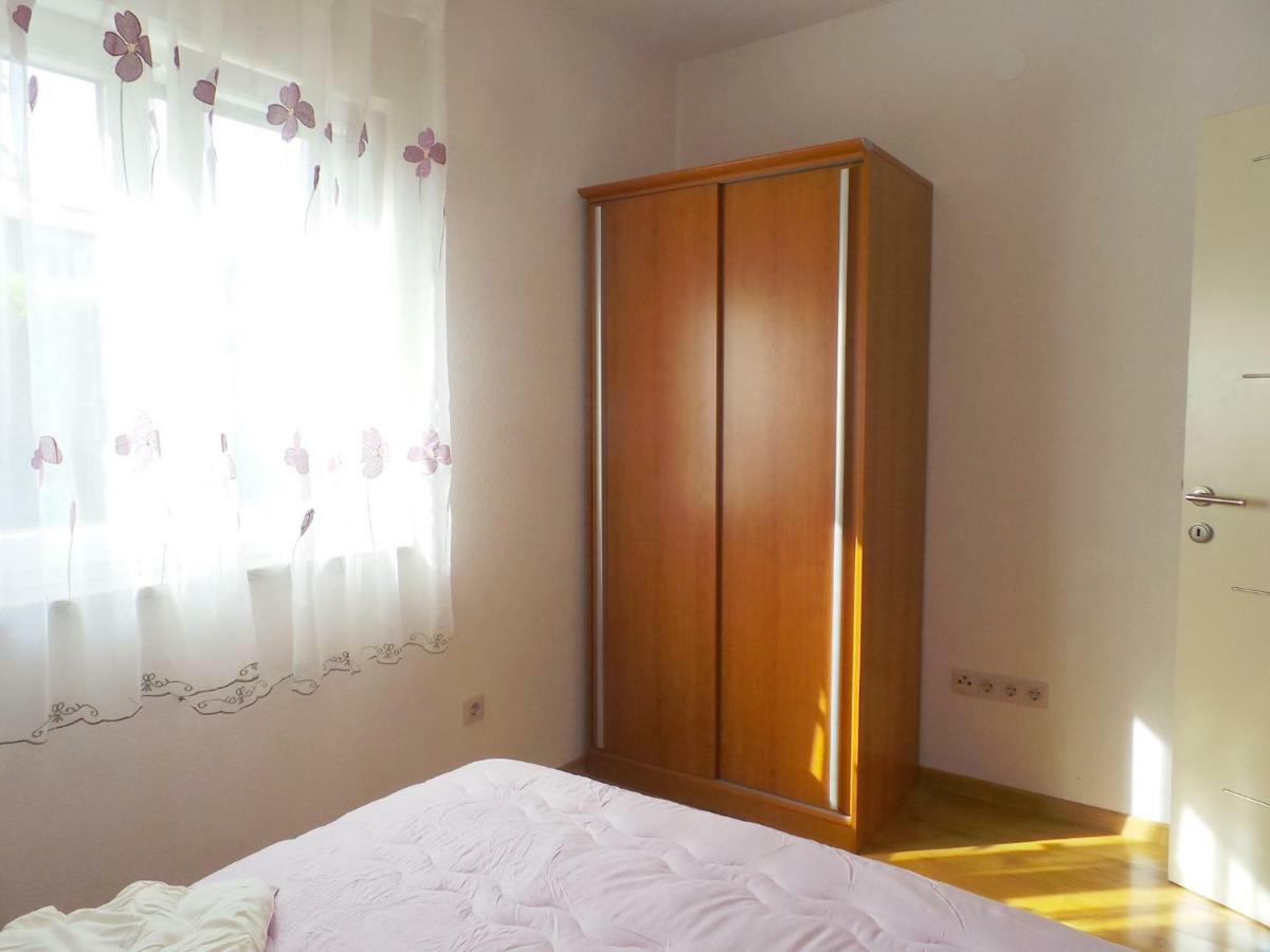 Holiday Home In Malinska/Insel Krk 13031 Dış mekan fotoğraf